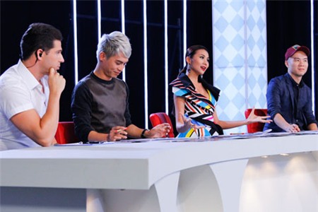 Vietnam’s Next Top Model:  Lộ kết quả hay chiêu trò?