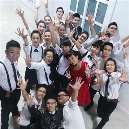 Ngọc Khuê: Được rất nhiều học trò tỏ tình - 2