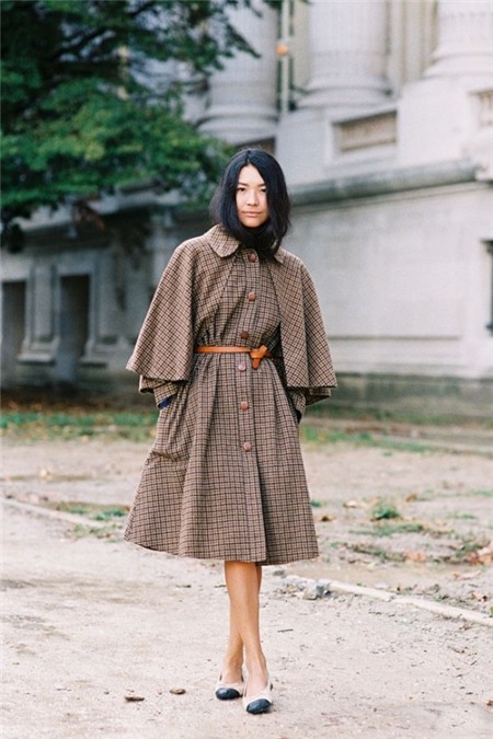 Phong cách quý tộc với áo Cape 20