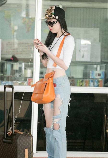 Sửng sốt trước mốt quần 