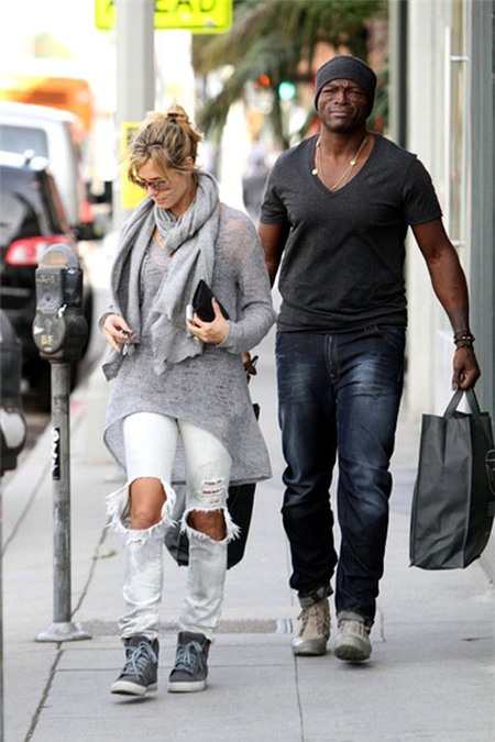 Sửng sốt trước mốt quần 