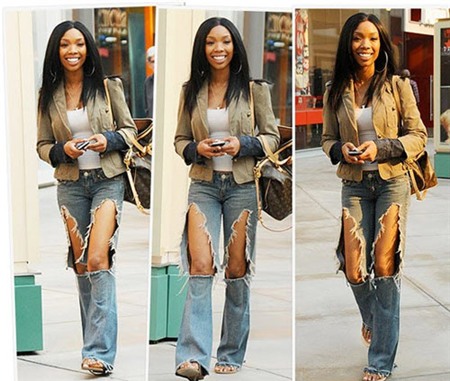 Sửng sốt trước mốt quần 