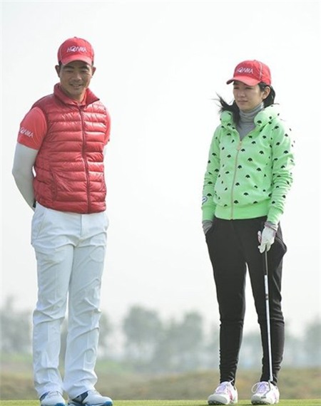 Huỳnh Dịch bị chồng tố