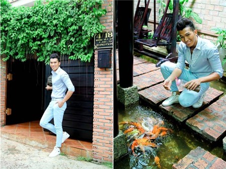 Trong số các nam người mẫu Việt thời điểm hiện tại, Ngọc Tình là một trong số những cái tên được chú ý bởi chính ngoại hình nam tính cũng như phong cách trình diễn khá chuyên nghiệp của mình.

Chàng siêu mẫu điển trai hiện đang sống cùng người thân trong một căn biệt thự rộng rãi, khang trang. Bầu không khí nơi đây tạo cho khách ghé thăm một cảm giác thanh bình, cổ kính đến kỳ lạ.