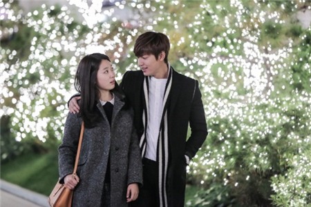 "Bộ sưu tập" cảnh ôm của Lee Min Ho - Park Shin Hye 1