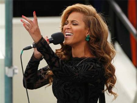 Những tin tức gây sốc trong năm 2013