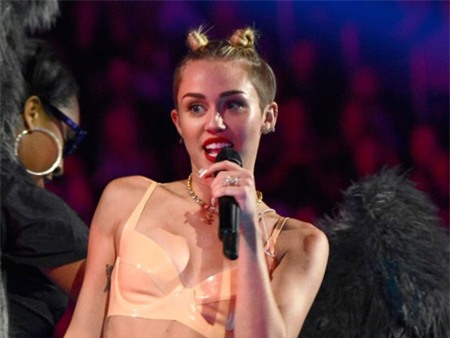 Những tin tức gây sốc trong năm 2013