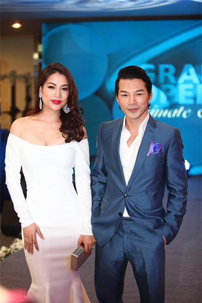 Khai trương một trung tâm thể dục 2013