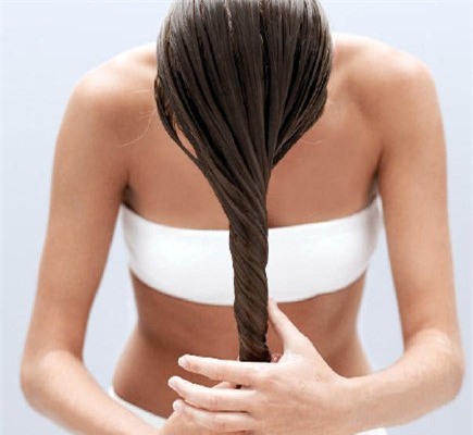 Những công dụng và cách làm đẹp tuyệt vời từ dầu dừa 2