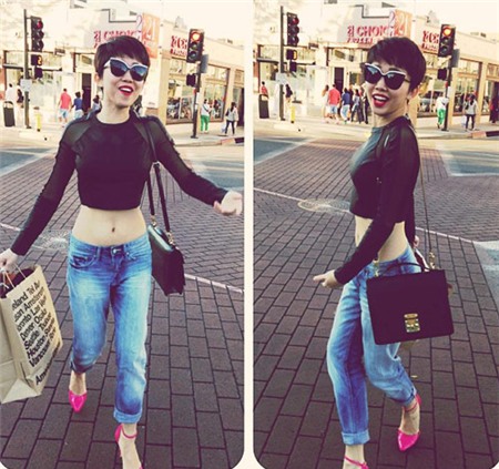 Tóc Tiên siêu sexy dù trong nhà, ngoài phố - 2