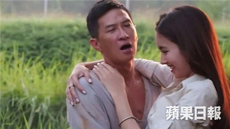Trương Gia Huy gây sốc vì súc miệng sau khi hôn Nong Poy 3