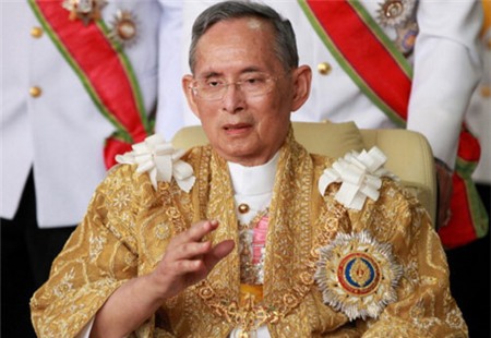 Thái Lan, Quốc vương, Bhumibol Adulyadej, sinh nhật, biểu tình