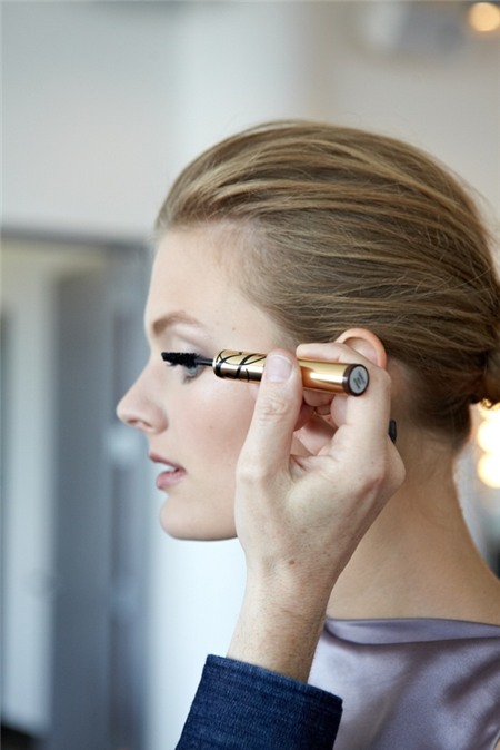 Bí quyết chọn đúng mascara cho từng dáng lông mi 1