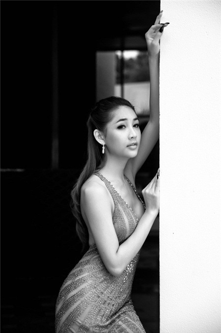 Cận cảnh nhan sắc mỹ nhân chuyển giới là 