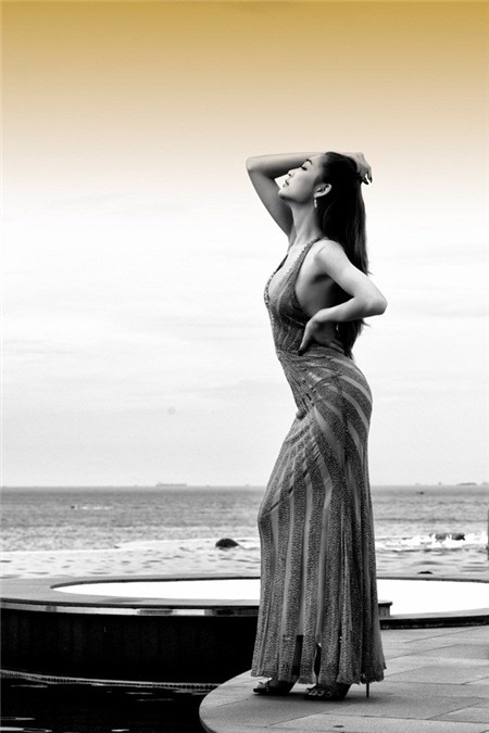 Cận cảnh nhan sắc mỹ nhân chuyển giới là 