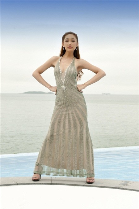 Cận cảnh nhan sắc mỹ nhân chuyển giới là 