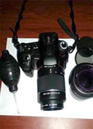 Hàng ngàn người chen lấn hỗn loạn trong đám tang Hoa hậu Venezuela 2004 | Hoa hậu Venezuela 2004 bị giết,Hoa hậu Monica Spear Mootz bị giết,đám tang Hoa hậu Venezuela 2004