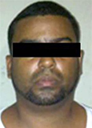 Hàng ngàn người chen lấn hỗn loạn trong đám tang Hoa hậu Venezuela 2004 | Hoa hậu Venezuela 2004 bị giết,Hoa hậu Monica Spear Mootz bị giết,đám tang Hoa hậu Venezuela 2004