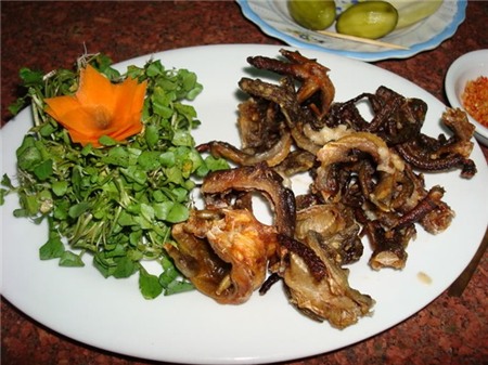 4 đặc sản Việt trứ danh nhưng không phải ai cũng dám ăn 3