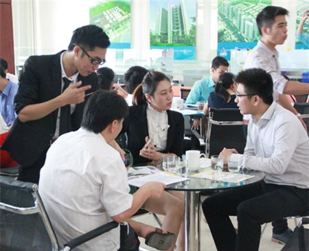 sàn-bất-động-sản, nhà-đất, dự-án, đại-gia, môi-giới-nhà-đất, bất-động-sản, chợ-tết, doanh-nghiệp,