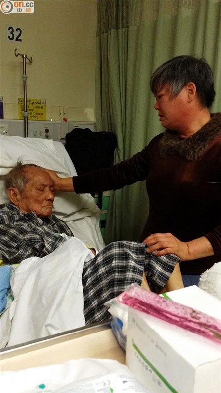 Bệnh của ông Huỳnh Quý đang ngày một nặng. Hiện tại chỉ có hai ông bà trông nhau trong khi con dâu và con trai không thấy đoái hoài.