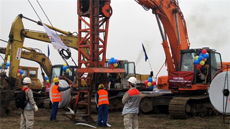 Điện, EVN, giá-điện, nhiệt-điện, thủy-điện, quy-hoạch-điện, thiếu-điện, mất-điện, ngành-ngoài, nợ, lỗ