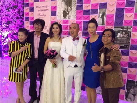 Toàn cảnh tiệc cưới của