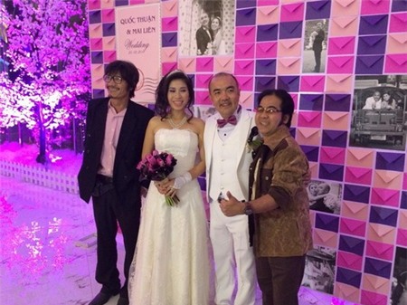 Toàn cảnh tiệc cưới của