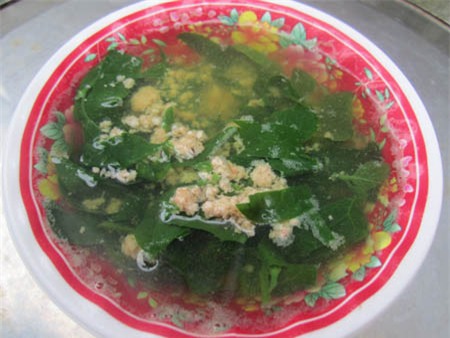 Ngọt, lành canh rau dại vườn nhà - 1
