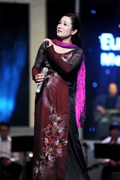 Thanh Thanh Hiền dè dặt nói về 