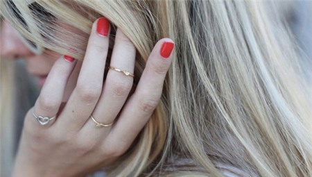 Học Jun Ji Hyun đeo midi ring 'chất lừ' - 16