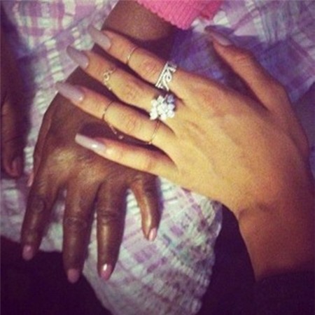 Học Jun Ji Hyun đeo midi ring 'chất lừ' - 7