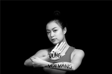 Lưu Thiên Hương gọi Hoàng Thùy Linh là ranh con