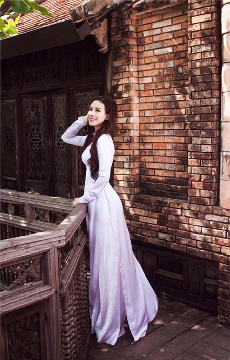 8/3: Hot girl Việt làm điệu với áo dài! - 10