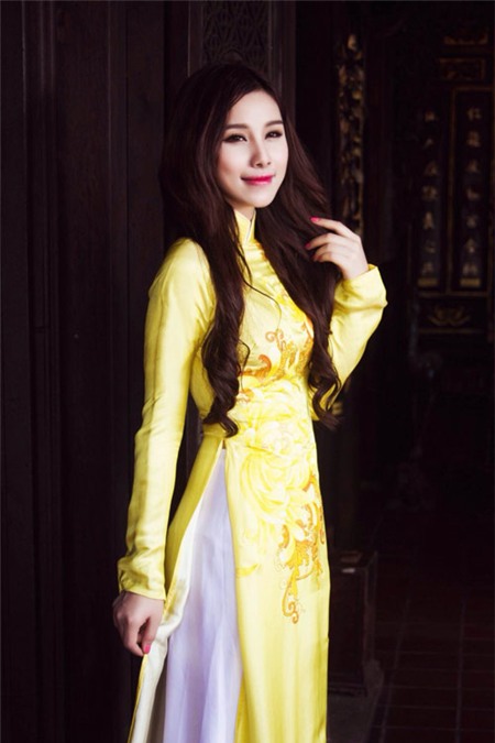 8/3: Hot girl Việt làm điệu với áo dài! - 5