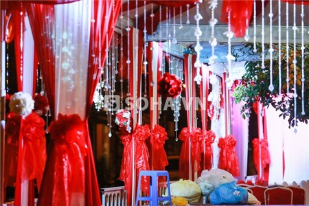 Tuấn Hưng trang hoàng nhà riêng lộng lẫy cho lễ ăn hỏi