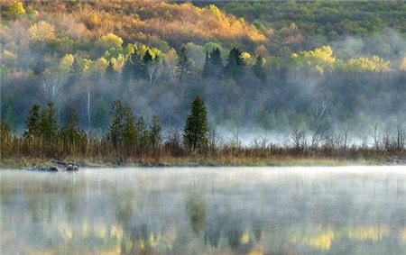 Các bức ảnh chụp bình minh và hoàng hôn sẽ giúp cho album nghỉ lễ của bạn trở nên hoàn hảo. Thật không máy, các khung cảnh này tỏ ra 