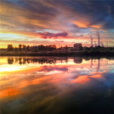 Các bức ảnh chụp bình minh và hoàng hôn sẽ giúp cho album nghỉ lễ của bạn trở nên hoàn hảo. Thật không máy, các khung cảnh này tỏ ra 