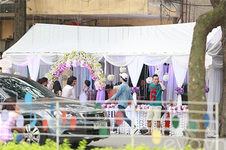 Tuấn Hưng thắt chặt an ninh trong lễ ăn hỏi - 2