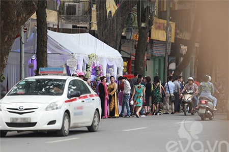 Tuấn Hưng thắt chặt an ninh trong lễ ăn hỏi - 6