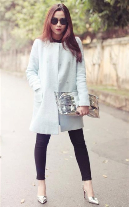 Thời trang đôi sành điệu của vợ chồng Lưu Hương Giang - 17