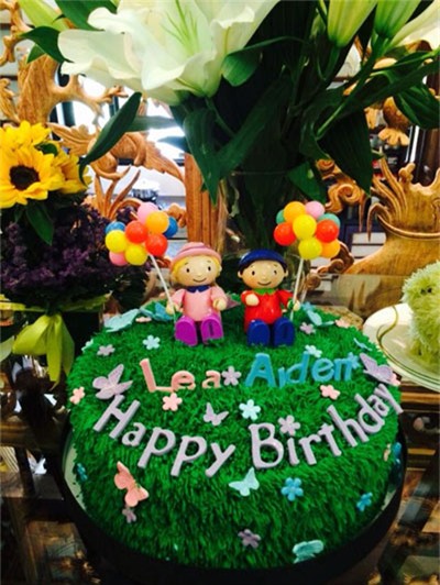 Hồng Nhung lần đầu khoe cặp song sinh - 2