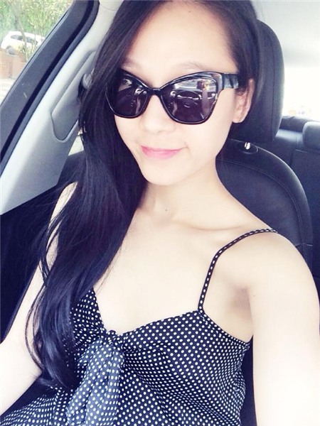 Trời càng nóng, sao Việt mặc đồ hở càng