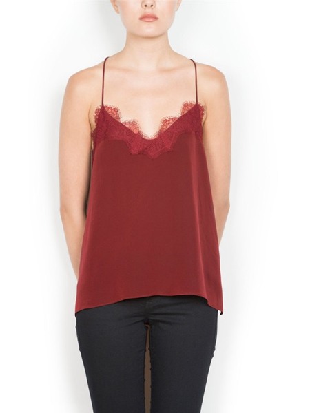 5 kiểu cổ áo chỉ hợp với quý cô 