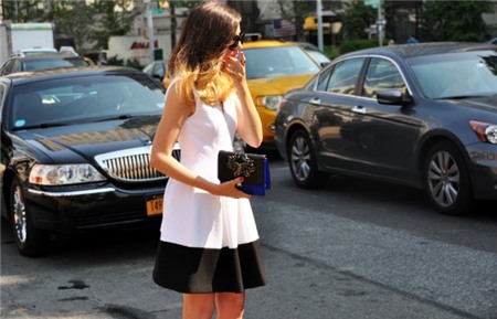 5 kiểu cổ áo chỉ hợp với quý cô 