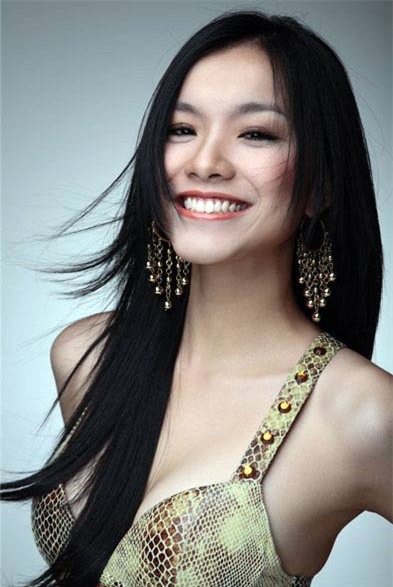 Ngọc nữ showbiz làm dâu nhà