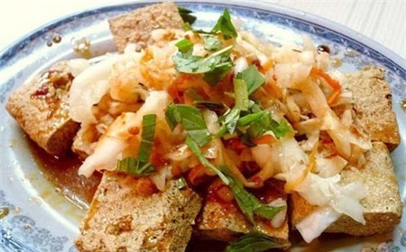 8 món ngon bốc mùi khủng khiếp nhất thế giới - 3