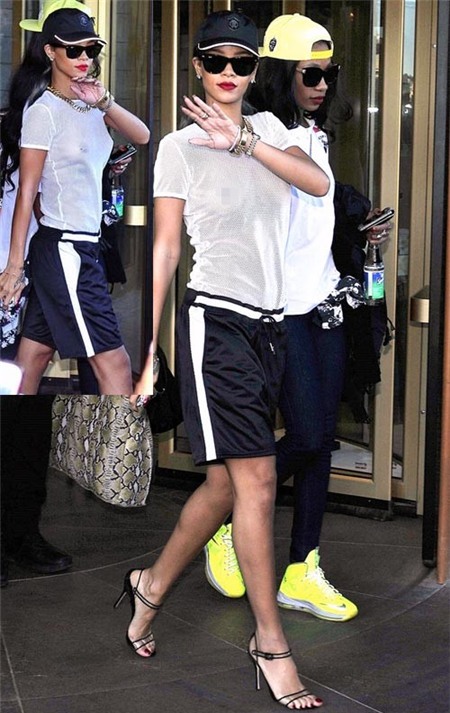 Người đẹp mạnh dạn bê nguyên các thiết kế trên sàn diễn vào thời trang dạo phố gây nhiều tranh cãi cho khán giả.