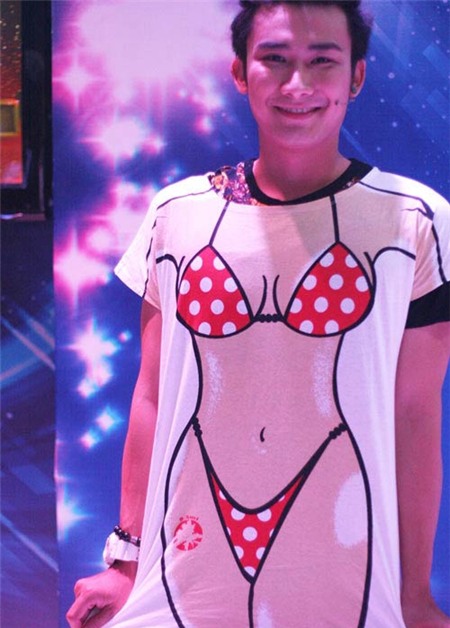 Sao Việt nhí nhố diện áo thun họa tiết độc - 7