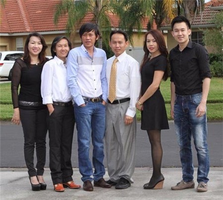 Những hình ảnh hiếm hoi về gia đình Hoài Linh.